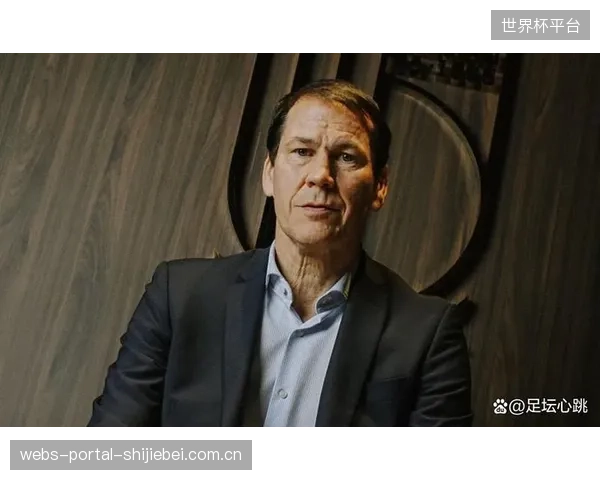 加西亚教练务实的战术风格给比利时带来了稳定性,他的临场换人与战术调整将决定球队上限。 加西亚教练务实的战术风格给比利时带来了稳定性,他的临场换人与战术调整将决定球队上限。
